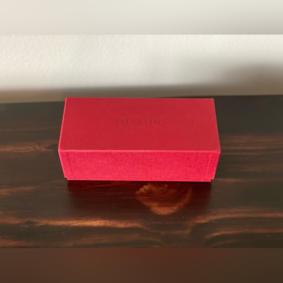 Valentino cateye sunglasses - Picture 2 of 7